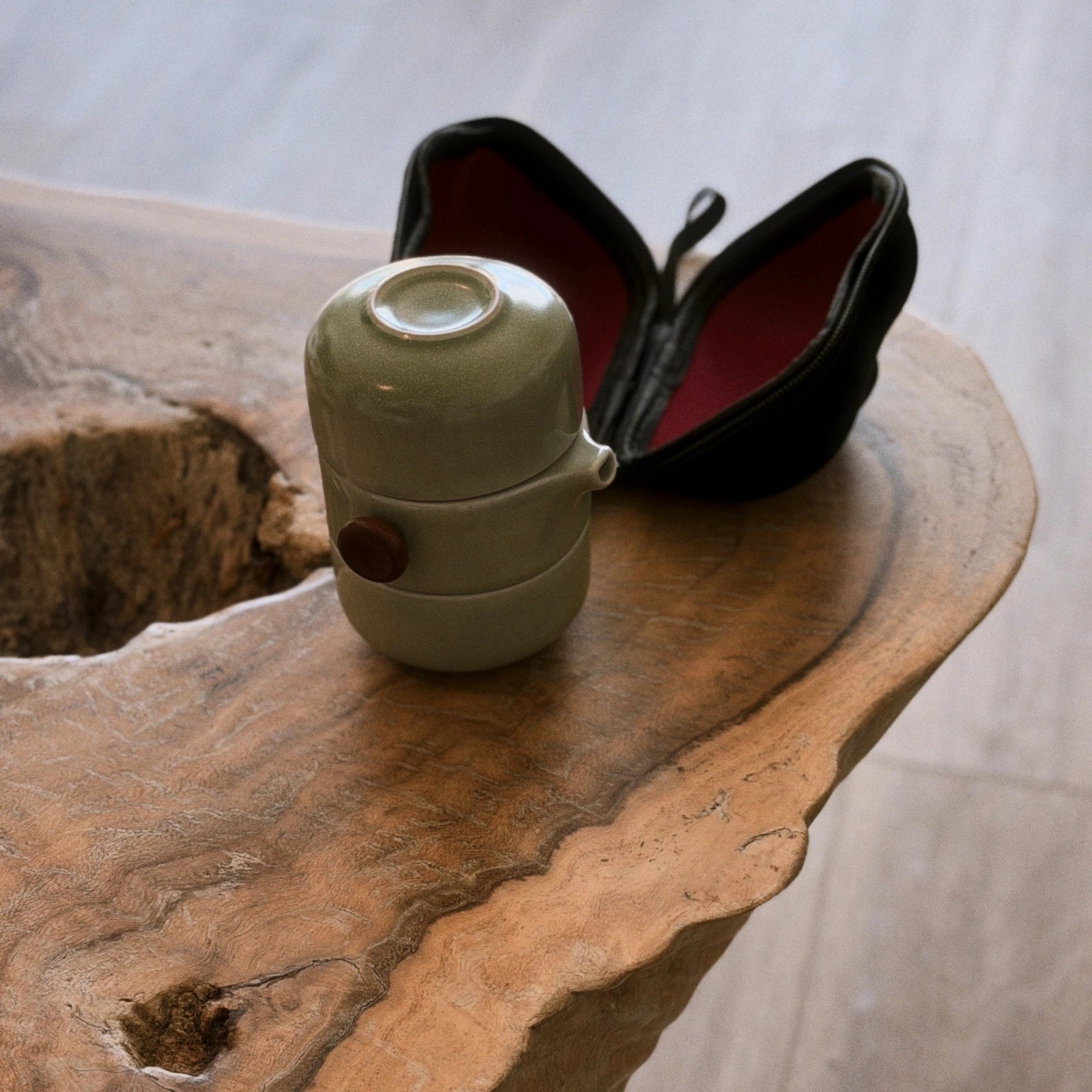Glossy Green Gaiwan Travel Set with Case – 2 Cups